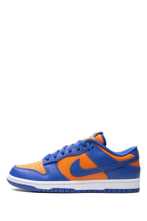 Dunk Low “Knicks” sneakers